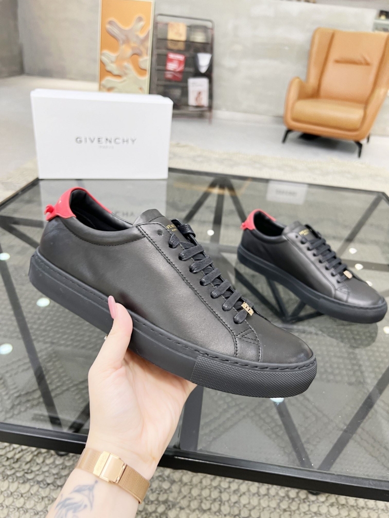 Givenchy Sneakers